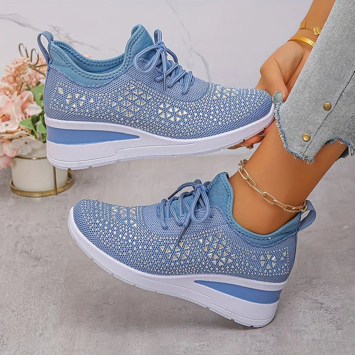 MAISON CHÉRIE | Zapatillas mujer con cuña y detalles brillantes