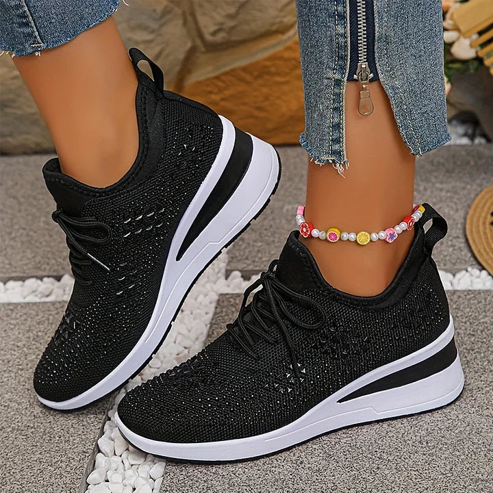 MAISON CHÉRIE | Zapatillas mujer con cuña y detalles brillantes