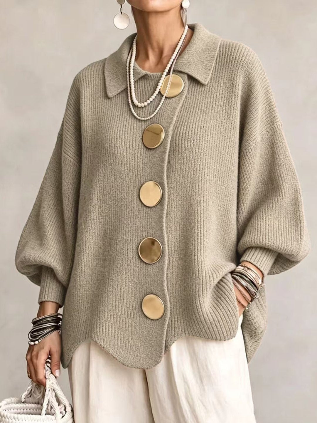 MAISON CHÉRIE | Cárdigan Oversize con Cuello y Botones Metálicos