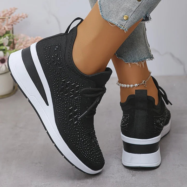 MAISON CHÉRIE | Zapatillas mujer con cuña y detalles brillantes