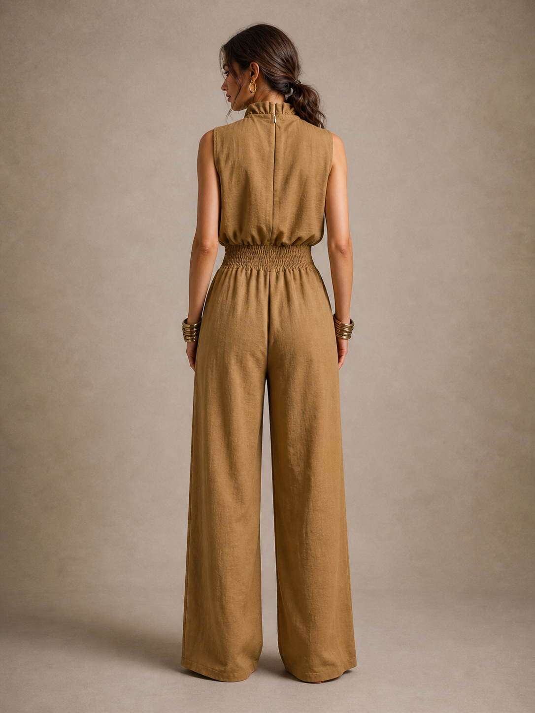 MAISON CHÉRIE | Serena | Mono Color Camel con Cuello Alto Anudado y Pierna Ancha