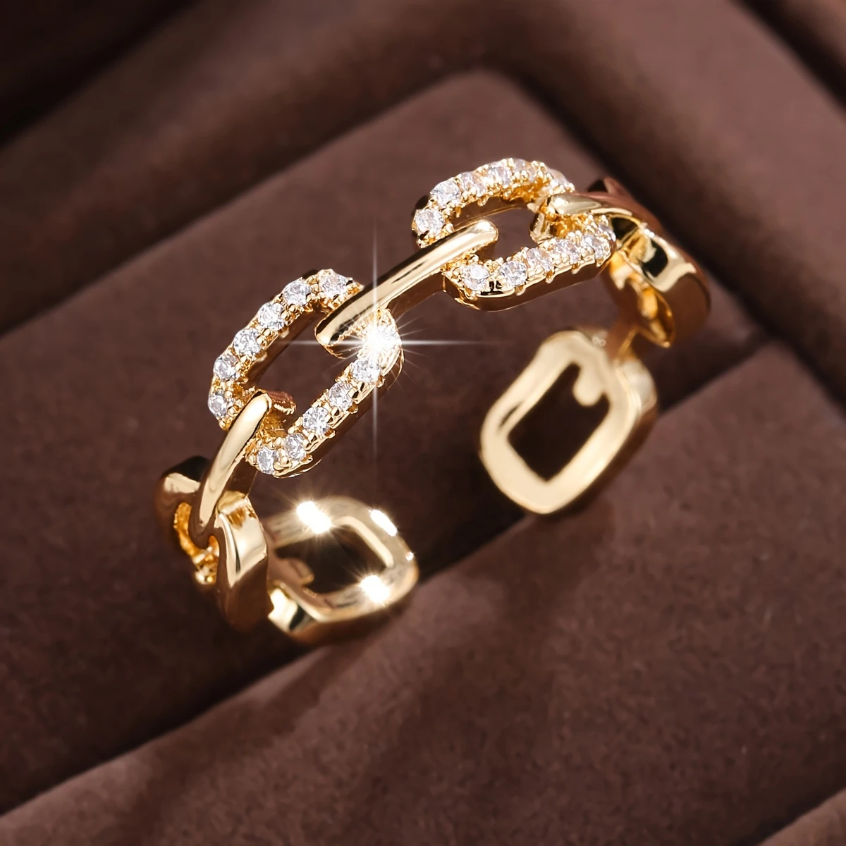 MAISON CHÉRIE | Anillo en Oro «Cadena Radiante»