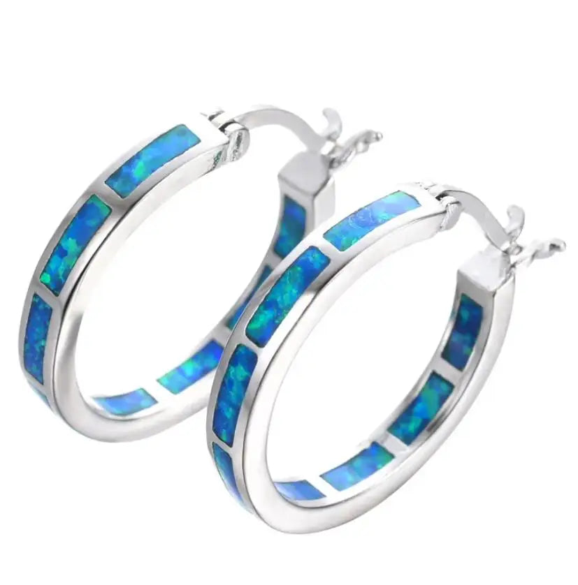 MAISON CHÉRIE | Pendientes Chic Circulares con Ópalo de Fuego Azul