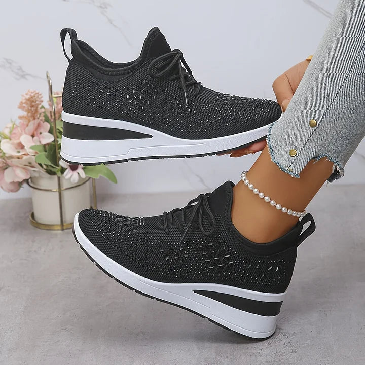 MAISON CHÉRIE | Zapatillas mujer con cuña y detalles brillantes