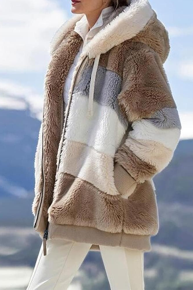 MAISON CHÉRIE | Chaqueta cálida mujer con capucha y bloques de color