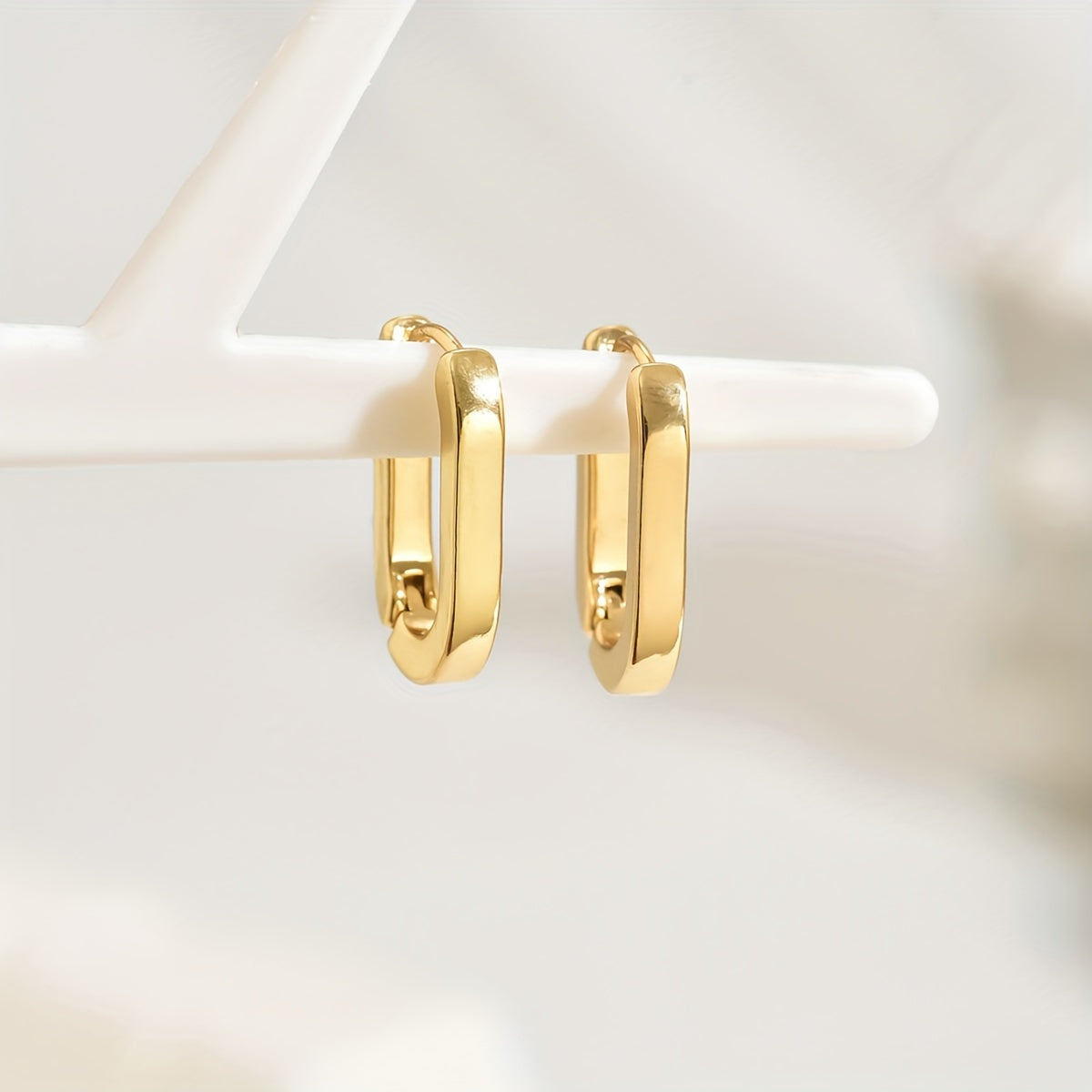 MAISON CHÉRIE | Pendientes geométricos elegantes