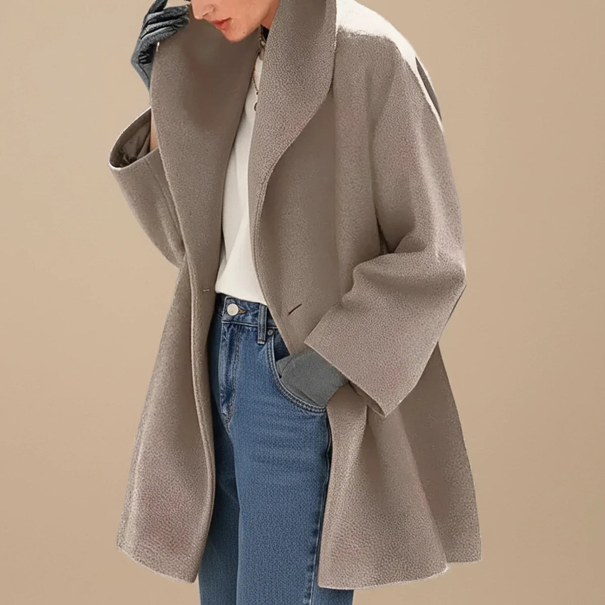 MAISON CHÉRIE | Abrigo de mujer oversize con cuello ancho y corte evasé elegante